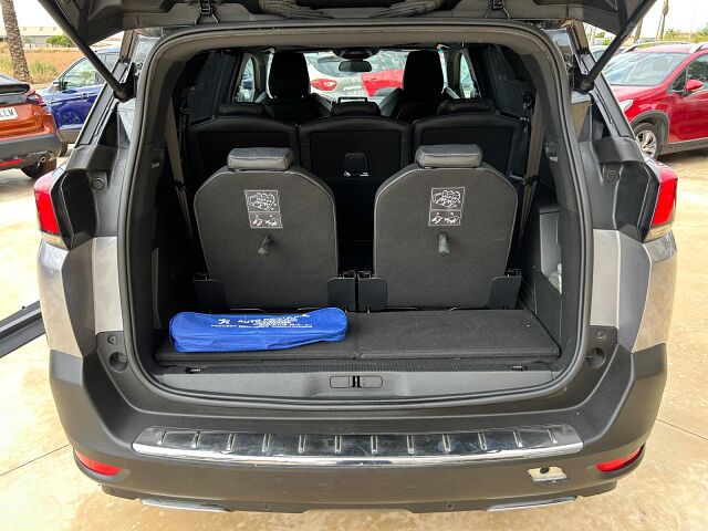 PEUGEOT 5008 GT LINE 1.2 E-THP AUTO SPANISH LHD IN SPAIN 89K 7 SEATS SUPER 2019